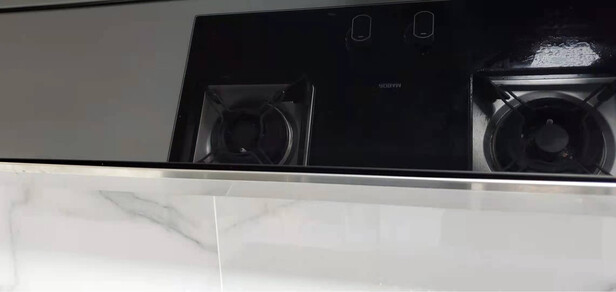 油烟机|外观展示老板抽油烟机怎么样？一周使用讲真相感受