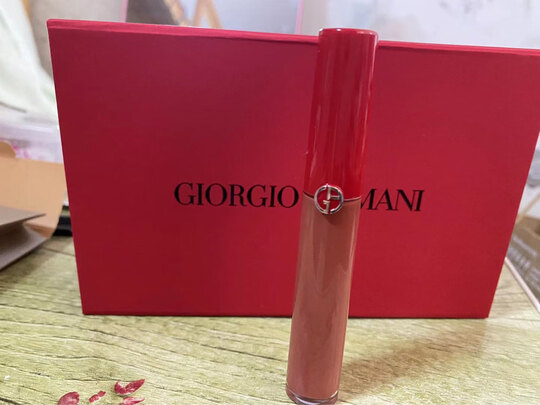 一:选购3ce#taupe砖红色唇釉建议