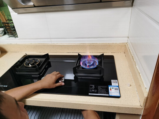 燃气灶|百得QE61燃气灶到底怎么样，参数如何！