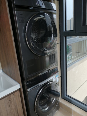 小天鹅TG100V88WMUIADY5滚筒洗衣机|外观展示小天鹅洗烘套装到底好还是差?用后一周讲真相内幕？