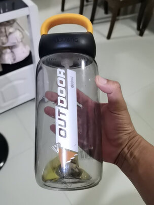 吸管水杯