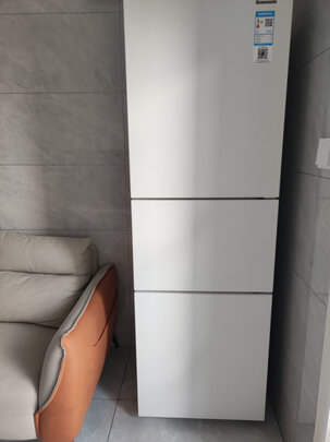 松下（Panasonic）265升家用三门冰箱 60cm超薄小 自由嵌入式 银离子kang菌 风冷无霜NR-EC26WPA-W