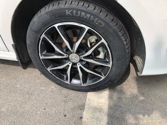 锦湖215/55R17好不好？耐磨性够好吗？安装简便吗？