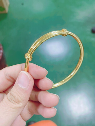 黄金手镯