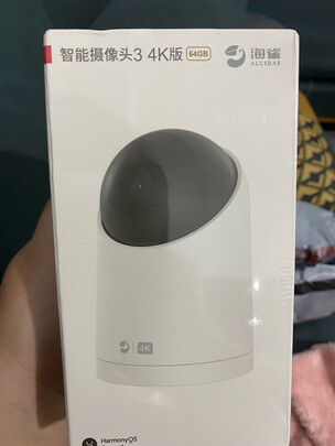 监控摄像