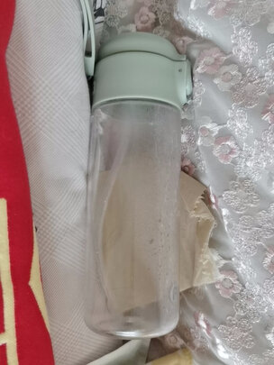 吸管水杯