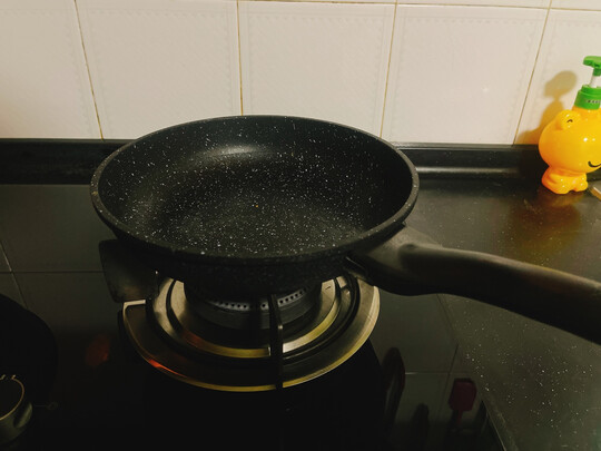 不粘锅