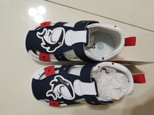 儿童凉鞋