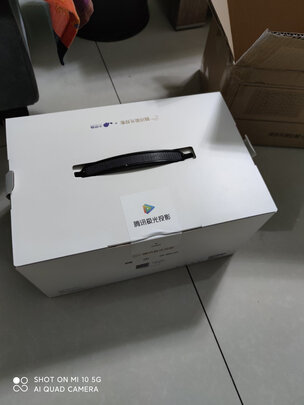 腾讯极光投影仪T2 投影仪家用 卧室投影 家庭影院（全自动梯形校正 杜比&DTS音效 京东小家智能生态）