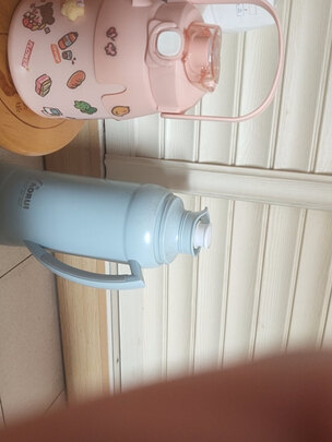 保温杯