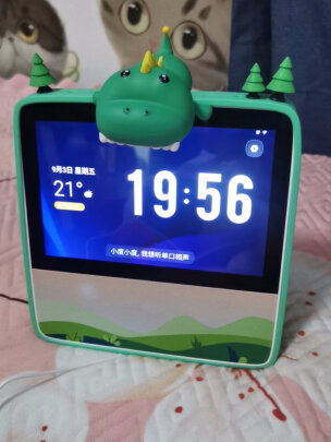 %title插图%num 小度智能屏X8 8英寸高清大屏 影音娱乐电视智慧屏 触屏带屏智能音箱 WiFi/蓝牙音箱 音响 小度在家 灰色