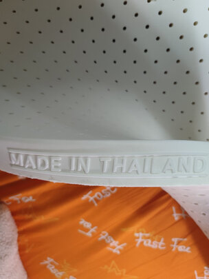 京东京造乳胶床垫|报价参数京东京造轻氧系列质量怎么样?一周体验真相实情？