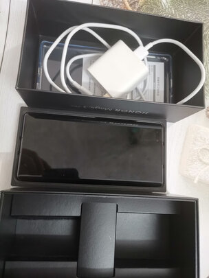 荣耀 Magic3 Pro 骁龙888Plus 6.76英寸超曲屏 多主摄计算摄影 66W有线50W无线双超级快充 8GB+256GB 亮黑色
