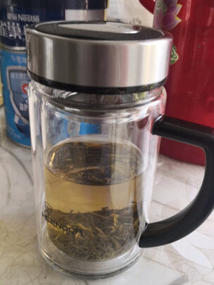 玻璃杯