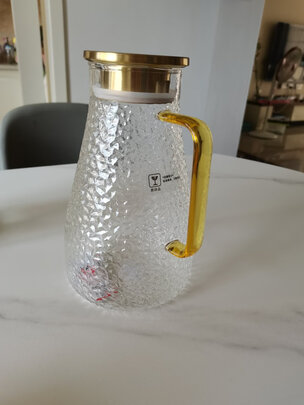 玻璃水杯