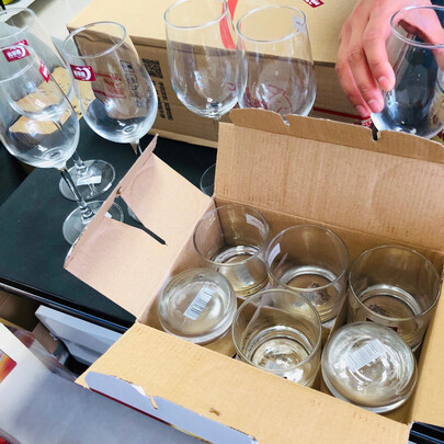 玻璃杯