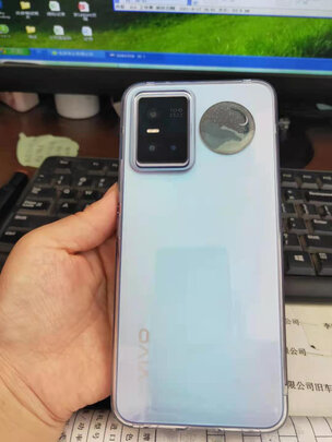 %title插图%num vivo S10 Pro 5G手机 12GB+256GB 绮光焕彩 后置一亿像素 自然柔光人像 光致变色工艺 6nm旗舰芯片