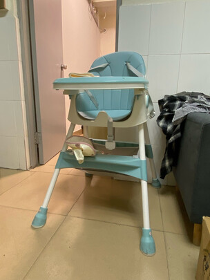 婴幼儿餐椅