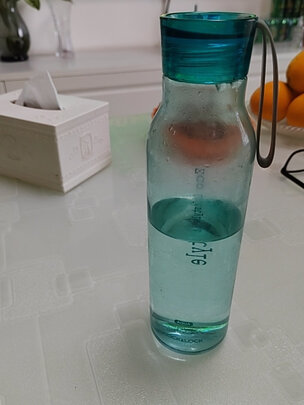 运动水杯