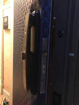 指纹锁|评测细节:飞利浦智能锁评测性价比如何?优缺点区别是啥?