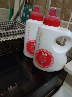 婴儿洗衣液