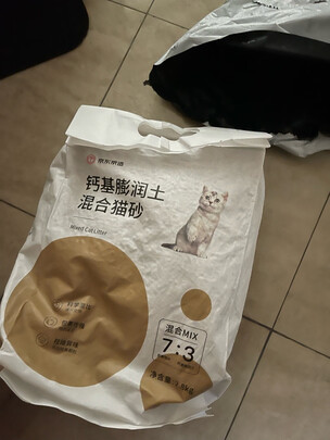 膨润土猫砂