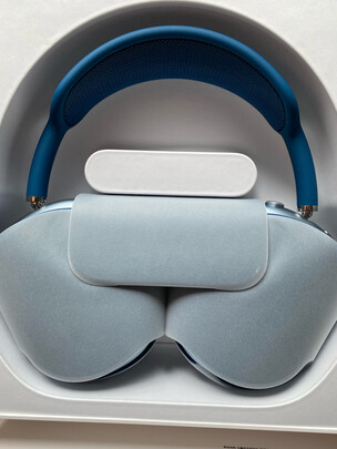 %title插图%num Apple AirPods Max-深空灰色 无线蓝牙耳机 主动降噪耳机 头戴式耳机 适用iPhone/iPad/Apple Watch