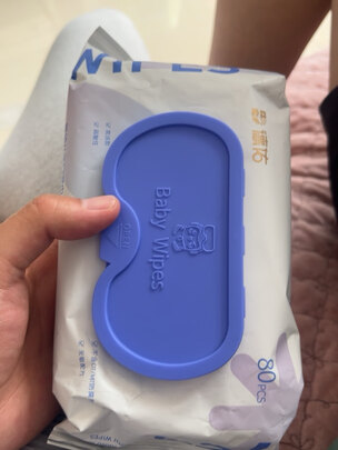 婴儿湿巾