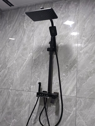 彼顿WL-钢琴数显花洒新款恒温花洒|彼顿WL-钢琴数显花洒新款恒温花洒到底怎么样，参数如何！