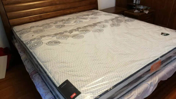 喜临门床垫|消费者诉说内幕感受:喜临门乳胶床垫怎么样？睁大眼看内幕真相