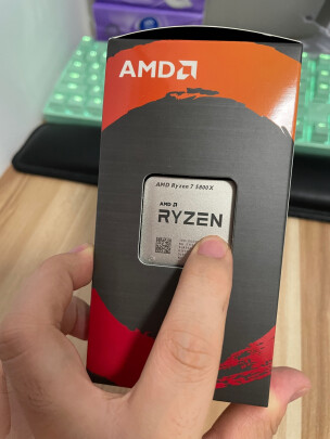 AMD 锐龙7 5800X 处理器对比AMD Ryzen 7系列到底哪个好？哪款性能更加强大？哪个做工一流？