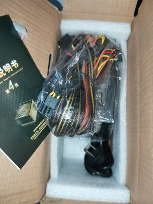 %title插图%num 航嘉(Huntkey)金牌600W WD600K电脑电源(80PLUS金牌/单路45A/全电压/LLC+SR+DC-DC/智能温控/apex英雄)