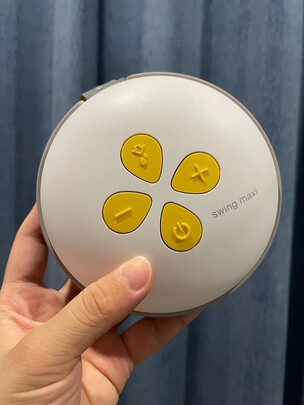 电动吸奶器