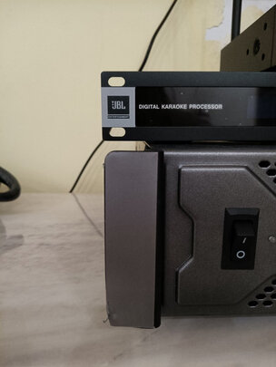 之前,*重要的就是质量了,质量不行的话服务再好也没有用,音响声音很大