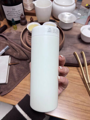 保温杯