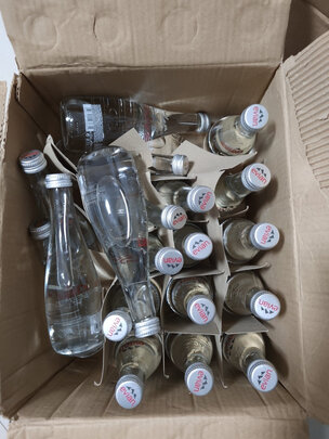 矿泉水