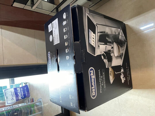 德龙（Delonghi）咖啡机 尊享系列全自动咖啡机 意式花式一键制作 触摸彩屏 欧洲原装进口 ECAM650.85.MS