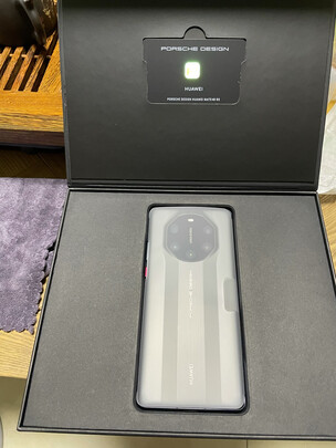 华为Mate 40 RS 保时捷设计质量诉说体验后讲一讲感受