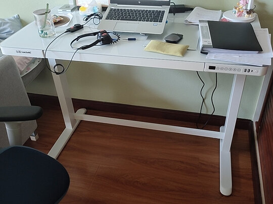 乐歌E5雅白电脑桌|乐歌E5雅白电脑桌到底怎么样，参数如何！