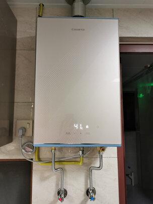 卡萨帝JSQ31-16CX3(12T)U1热水器|【电商快报】燃气热水器卡萨帝天悦系列和云臻系列区别是?优缺点感受？