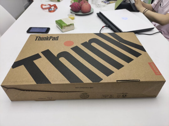 %title插图%num 联想笔记本ThinkPad P15v(02CD)英特尔酷睿 15.6英寸高性能本设计师工作站(i7-10750H 16G 512G P620 4G独显)