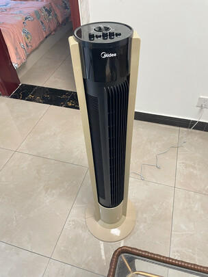 %title插图%num 美的(Midea)电风扇 塔扇家用节能定时无叶风扇摇头落地扇办公室轻音低噪风扇立式电扇ZAC10D