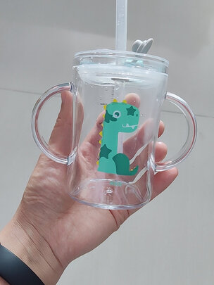 吸管水杯