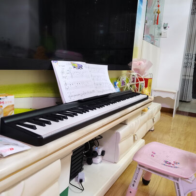 乐器手卷钢琴