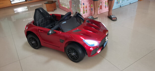 儿童电动车