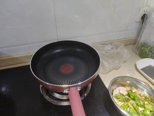 不粘锅