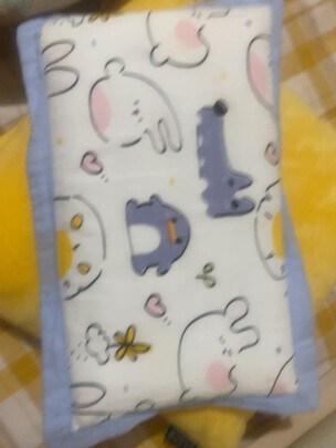 婴儿枕头