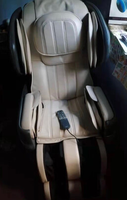 %title插图%num 傲胜(OSIM)按摩椅家用全身多功能高端智能按摩 OS-880大天王3代 摩卡色