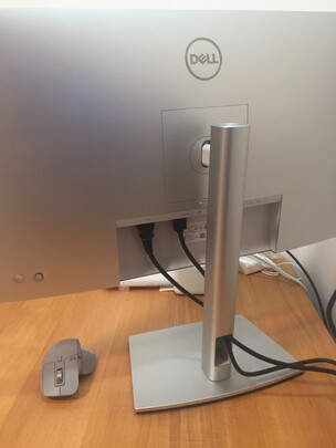 戴尔U2722DX选购攻略需注意细节