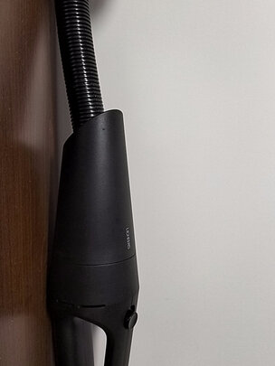 车载吸尘器
